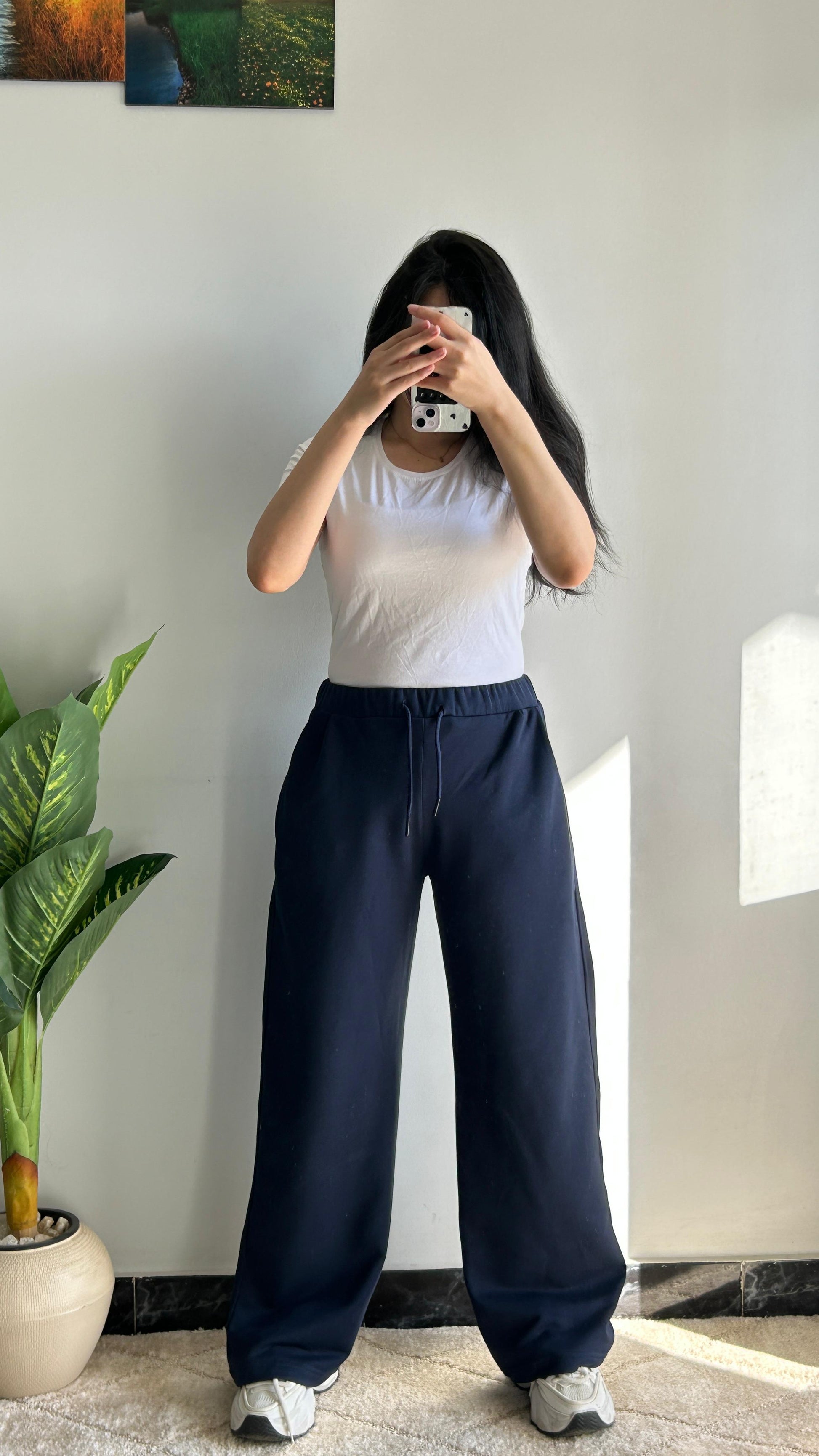 Wide leg sweatpants