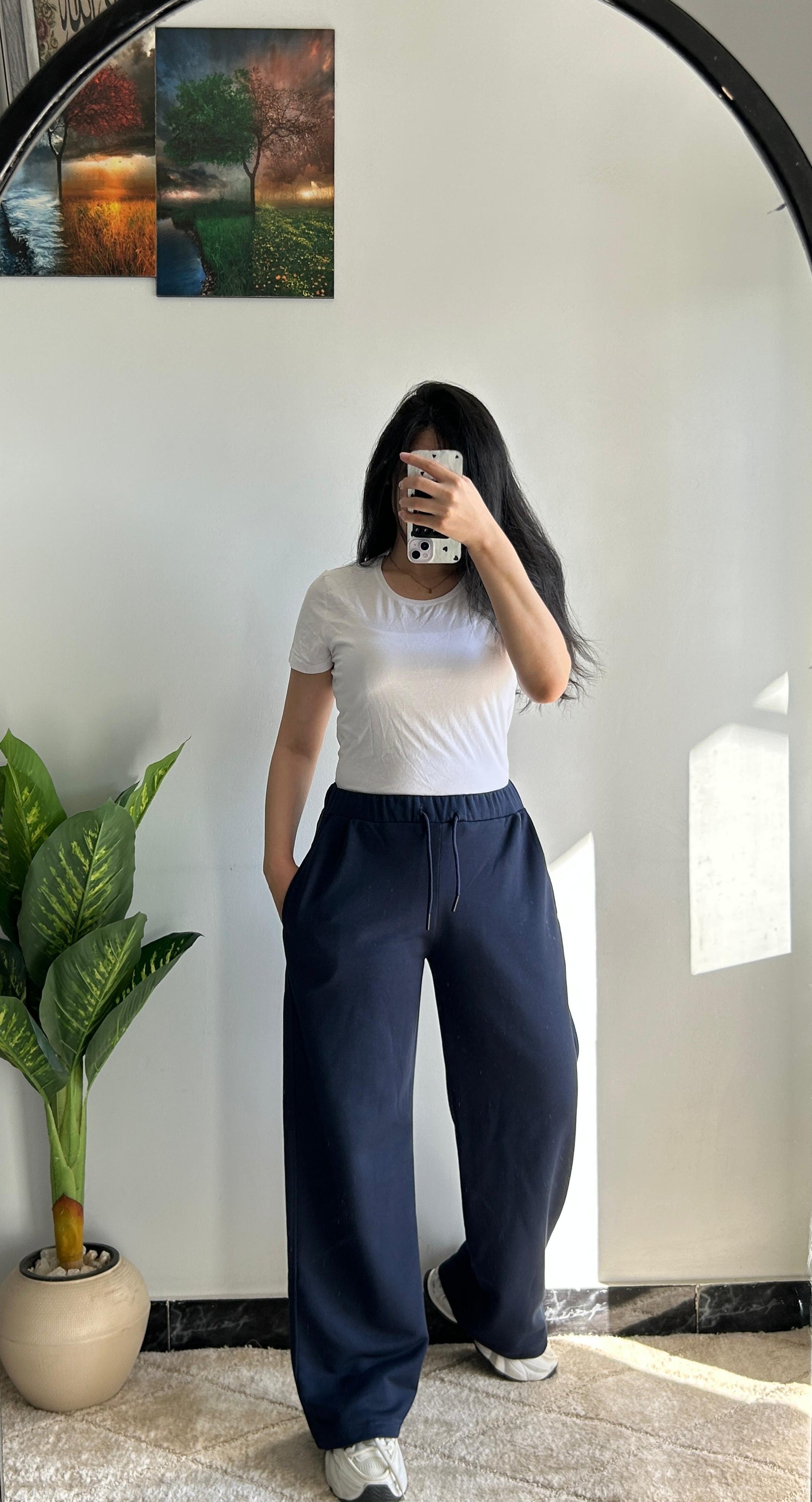 Wide leg sweatpants
